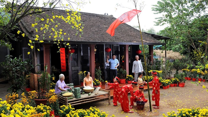 tuổi xông nhà 2023