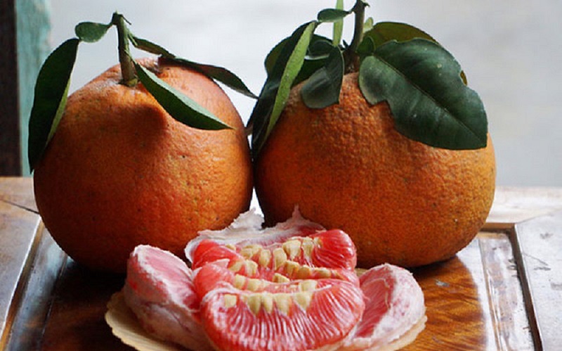 Bưởi được dùng để trưng lên bàn thờ gia tiên