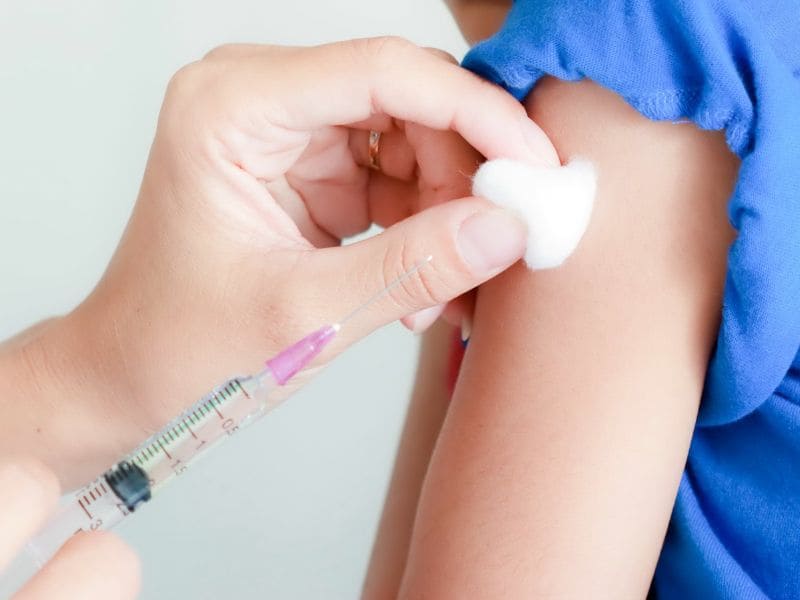 Cần tiêm ngừa vacxin sau khi bị chó cắn